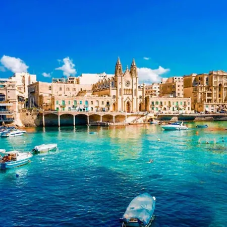 Seafront 3bed Ghadira Bay By Homely Apartmán